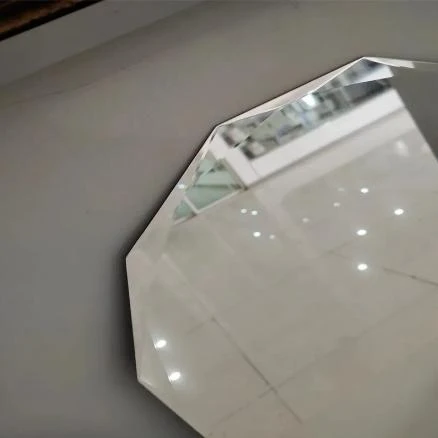 The Elegance and Versatility of Silver Mirrors