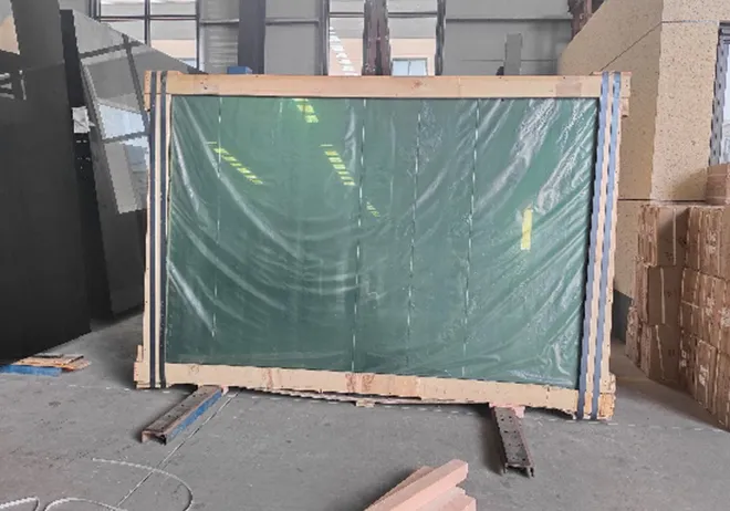 cuttable mirror